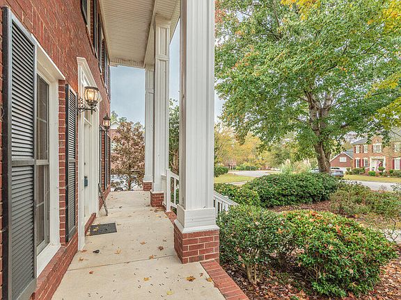 5th image of 854 Sparkleberry Road