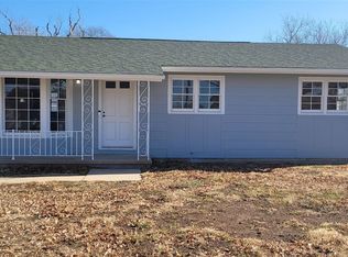 222 N McComas Ave, Wichita, KS 67203