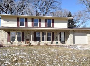 1236 N Stuart Rd, Racine, WI 53406