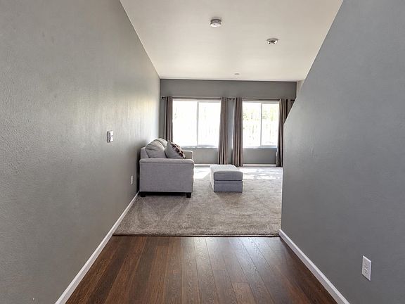 5th image of 2352 14th St NW
