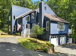46 Rockledge Dr, Avon, CT 06001