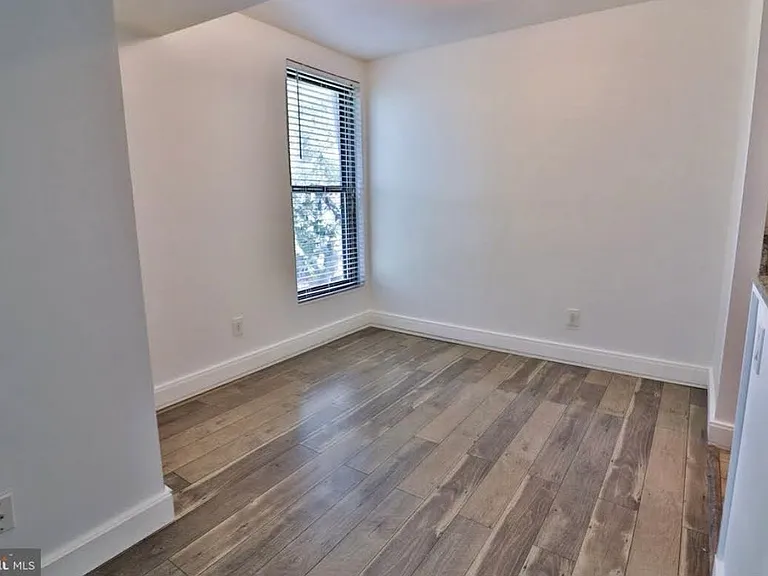 130 Duvall Ln #303 — Photo 9