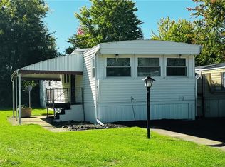 1564 Pellinore Ln, Streetsboro, OH 44241