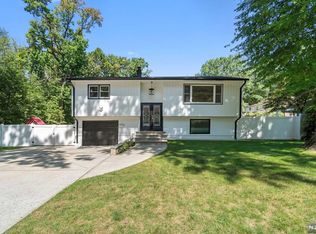 137 Maple Ave, New Milford, NJ 07646