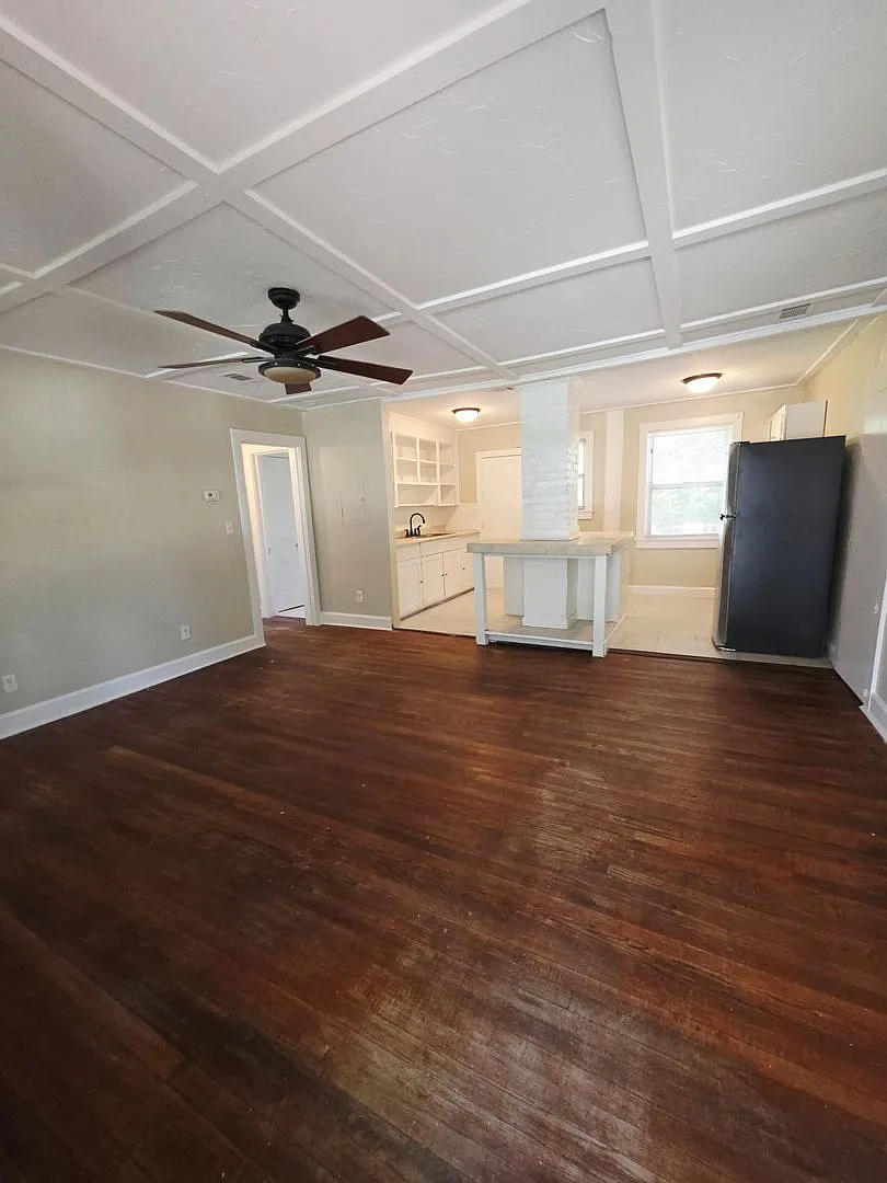 7 Mindoro Cir Pensacola, Fl |Move-In Special: Half Off Your First Full Month's Rent! — Photo 4
