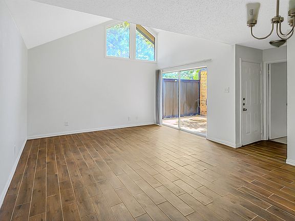 3rd image of 4641 Country Creek Dr APT 1084