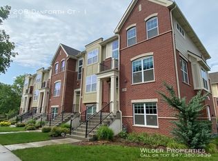 1208 Danforth Ct #1, Vernon Hills, IL 60061