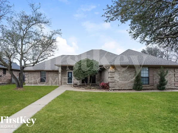 408 Flagstone Dr, Burleson, TX 76028