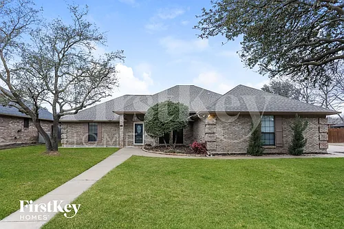 408 Flagstone Dr Photo 1