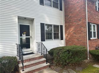 108 Forestwood Dr, North Providence, RI 02904