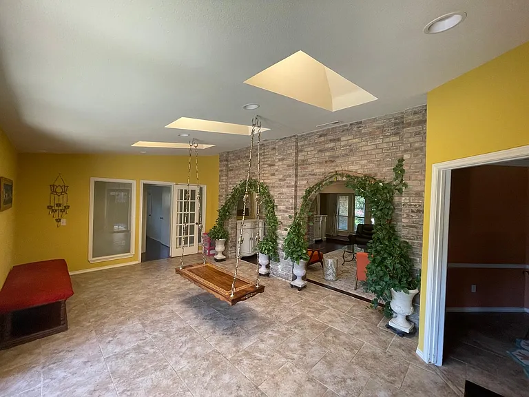3612 Cross Bend Rd — Photo 11