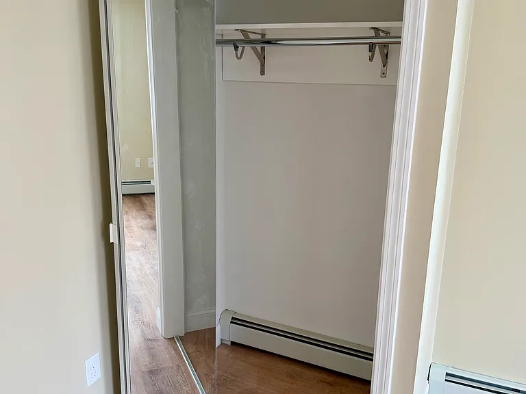 710 Central St — Photo 12