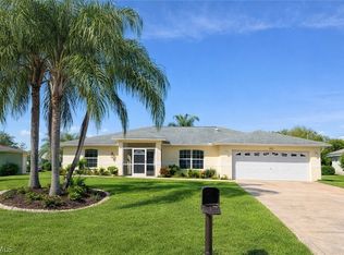 126 Zenith Cir, Fort Myers, FL 33913