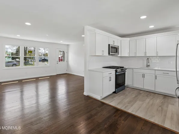 28 Gem Avenue, Toms River, NJ 08755