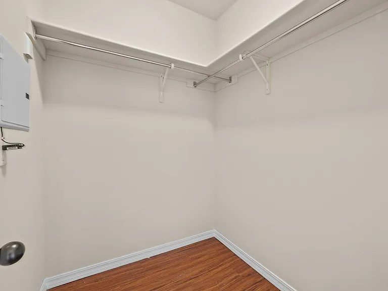 Las Torres Apartments — Photo 12