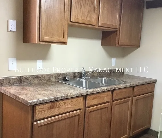 905 4th Ave #4 — Photo 1