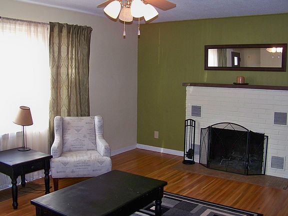 4th image of 1019 Hawthorne Pkwy