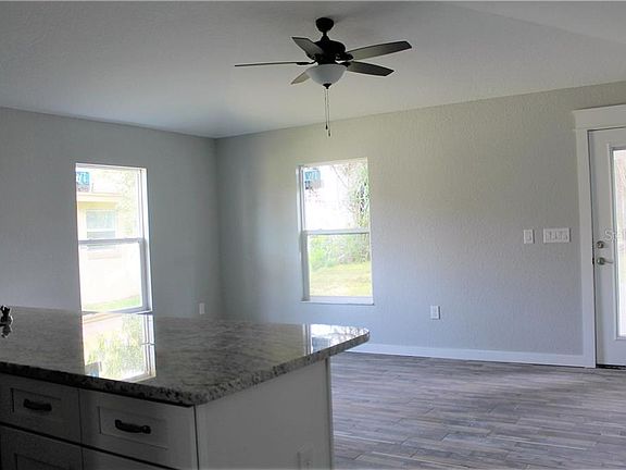2nd image of 8 W Sun Air Blvd