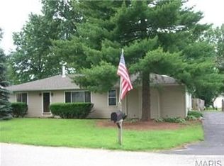 50 Circle Way, Saint Peters, MO 63376