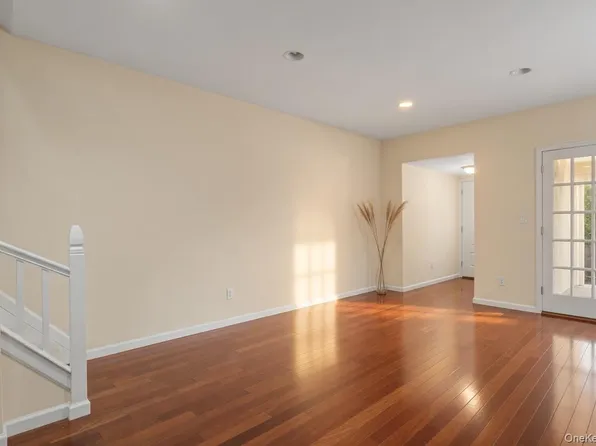 9555 115th Street, Richmond Hill S., NY 11419