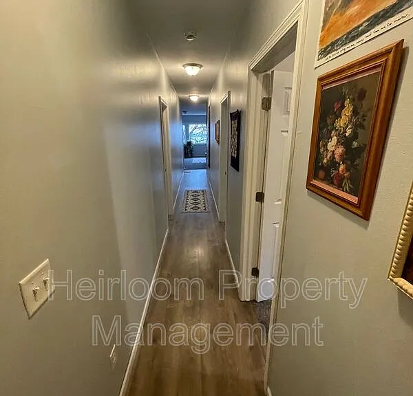 2317 W 9th St #3 — Photo 5