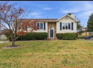 3702 Glade Hill Cir NE, Roanoke, VA 24012