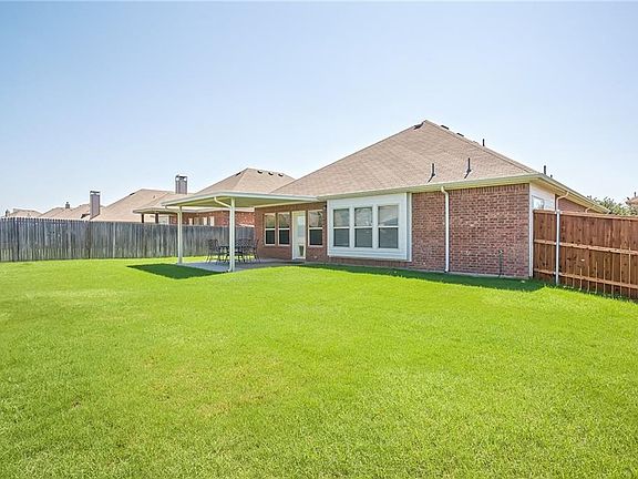 2nd image of 3108 Burwood Ln