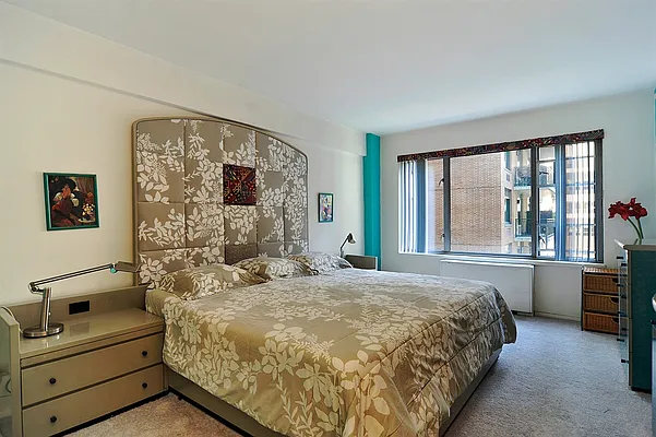 Sold by Corcoran | media 17