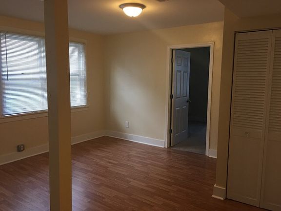 2nd image of 915 Chartiers Ave #1
