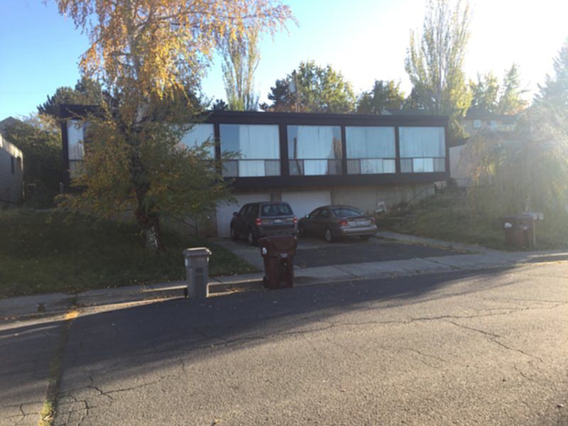 1st image of 233 NW Ann St
