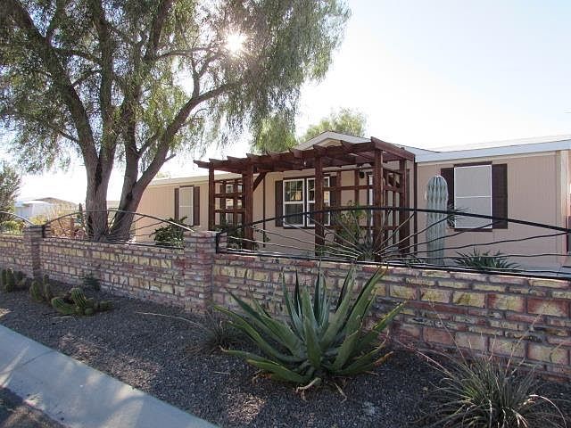 1st image of 13730 E 55th Dr