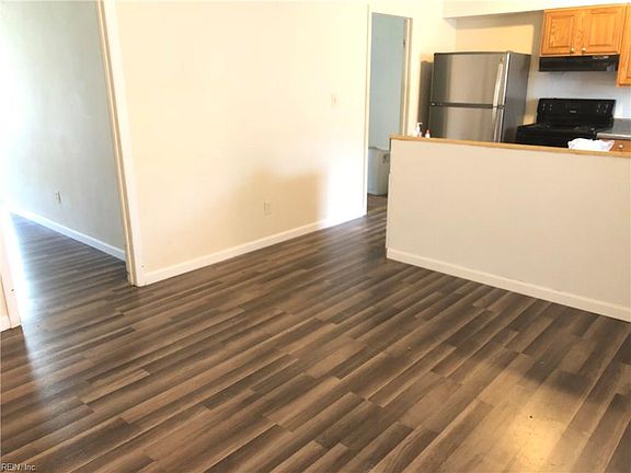4th image of 6938 Bonnot Dr