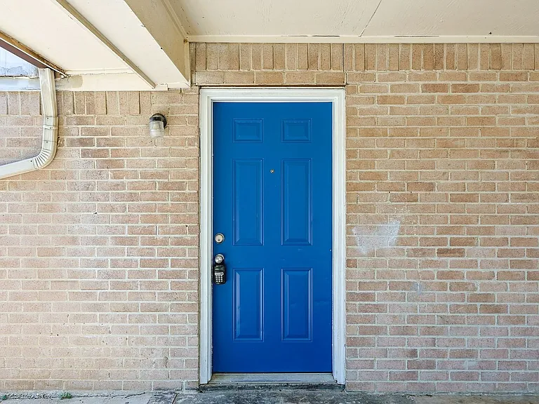 2637 W Randol Mill Rd — Photo 26