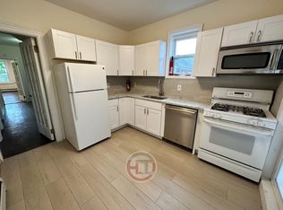 3153 Arnow Pl #3, Bronx, NY 10461