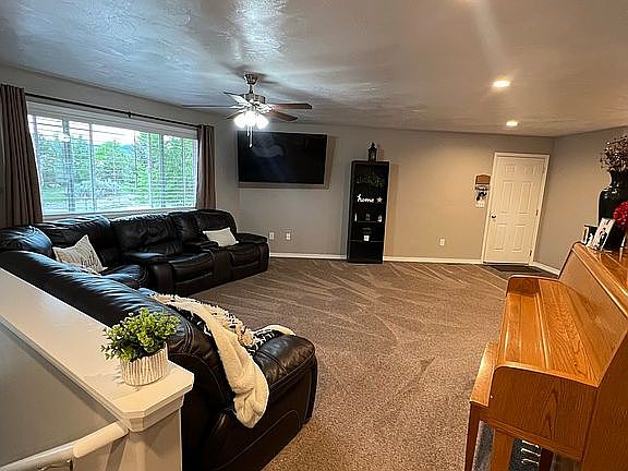 Another angle upstairs 