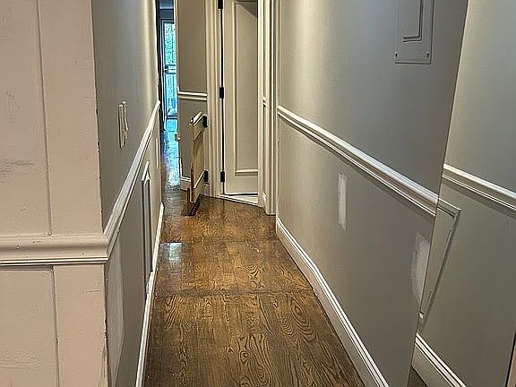 4th image of 37 Montauk Ave