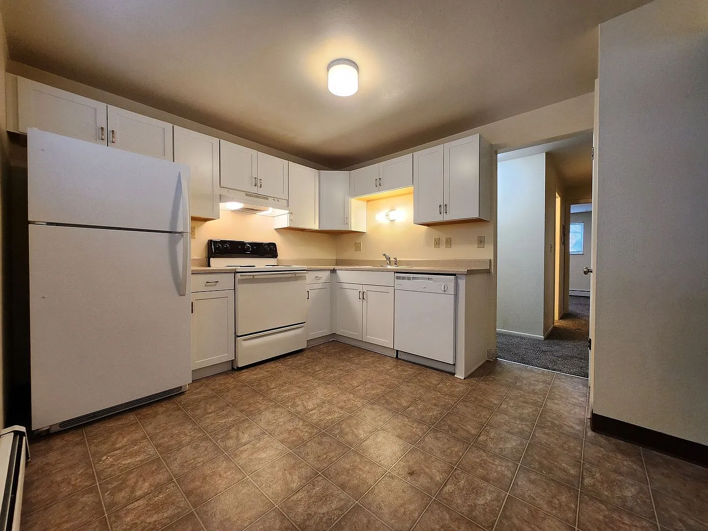Charming 2-Bedroom in Brookwood Village | Move In Now and Save Half Off First Month's Rent! — Photo 3