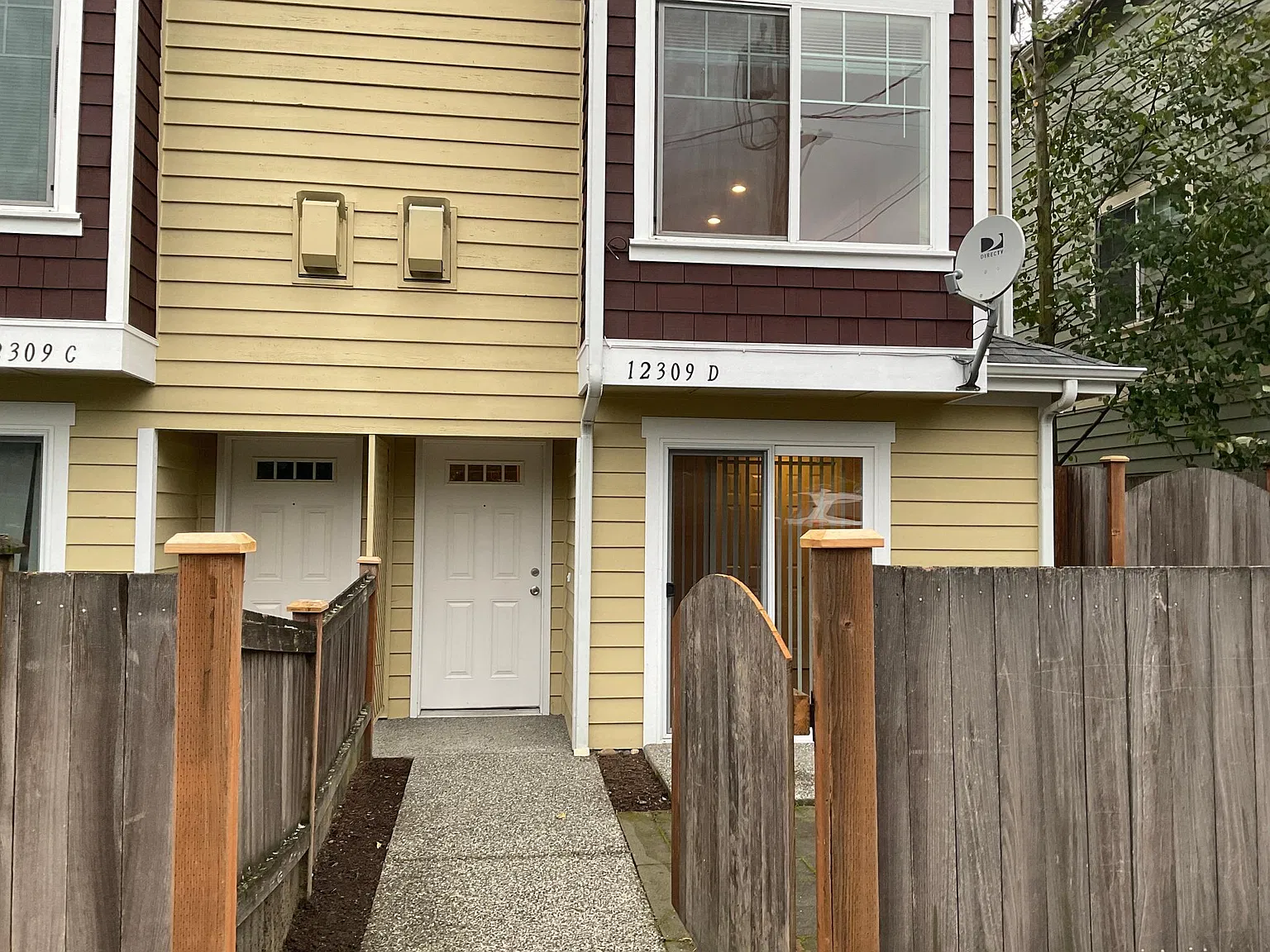 12309 10th Pl NE — Photo 2