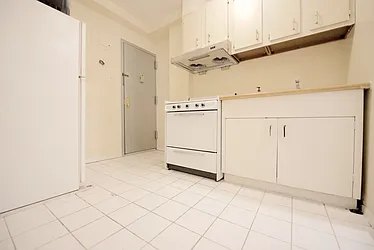 Rented by Nolita Group