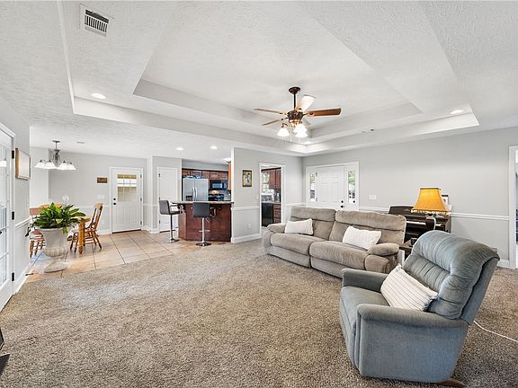 4th image of 51 Lee Road 2191