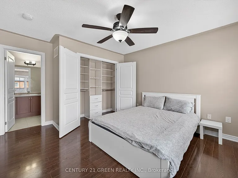 50 Bellcrest Rd — Photo 32