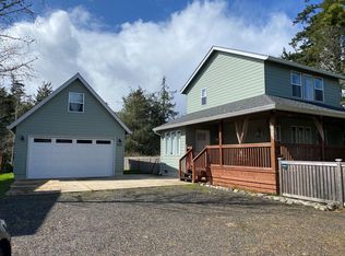 731 N Bay Ave SE, Ocean Shores, WA 98569