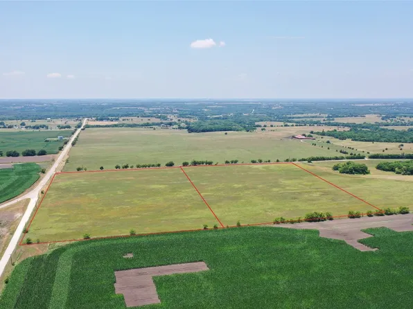 2 One Mile Ln, Whitewright, TX 75491