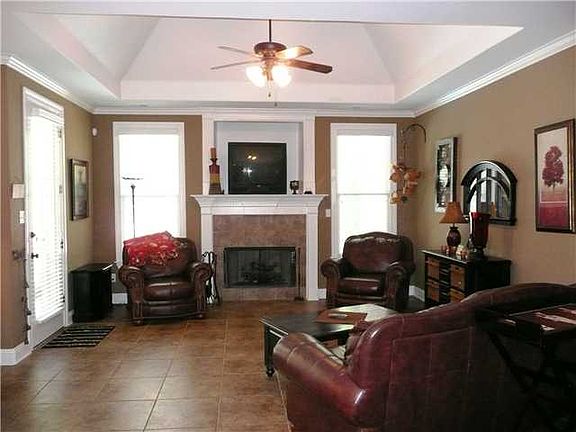 5th image of 1010 Old Hearthstone Cir E