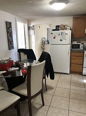4th image of 36 Elmwood St #1