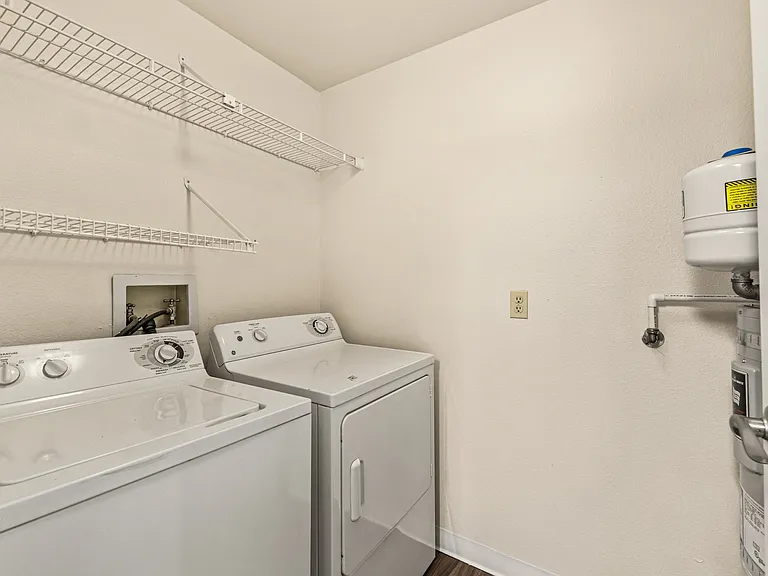 Starboard Apartments — Photo 57