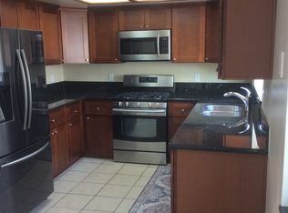 626 N Mariposa Ave #C1, Los Angeles, CA 90004