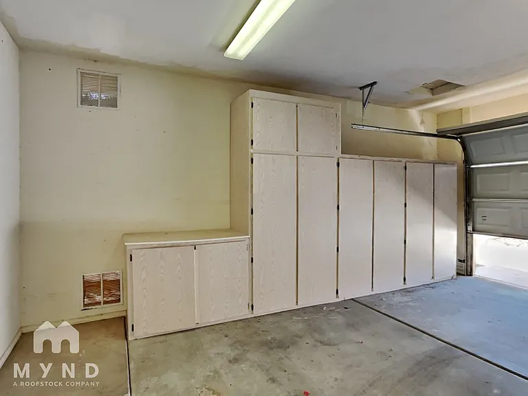 3434 W Desert Bend Loop — Photo 23