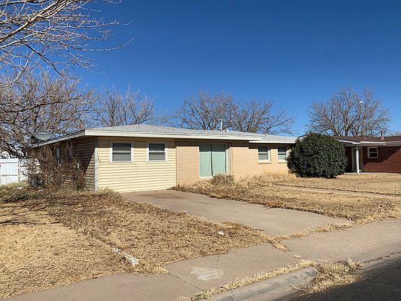 3rd image of 2205 E 11th St