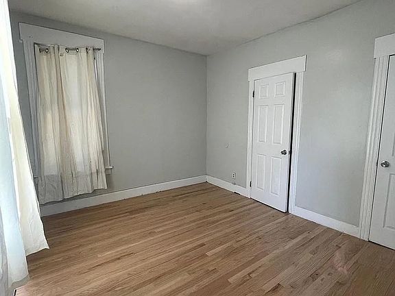 4th image of 187 Orange Ave #1